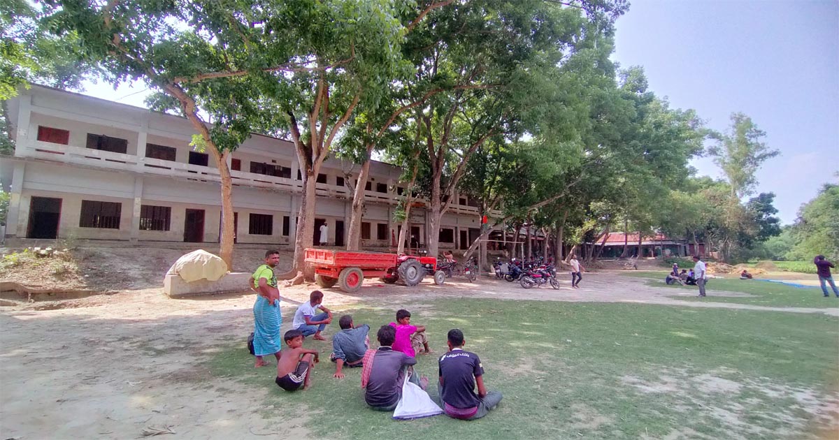 নাগরপুর আলিম মাদরাসায় পাস করেনি কেউ