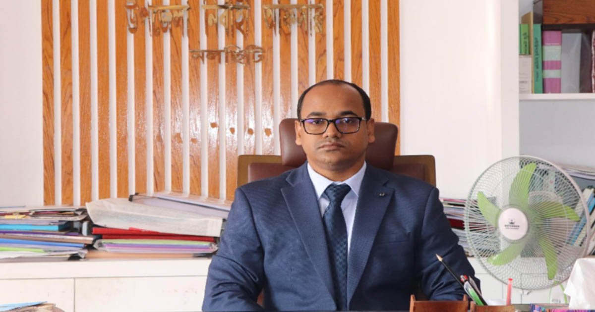ইউএনওর ছোঁয়ায় বদলে যাচ্ছে নলছিটির চিত্র