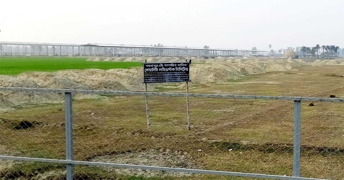 নন্দীগ্রামে খাল দখল করে শিল্প, কৃষি জমি ধ্বংস