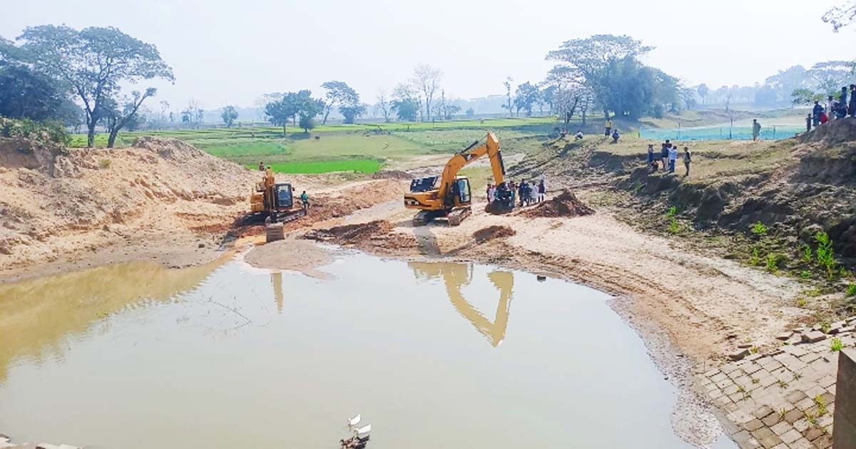 নেত্রকোণায় কালিহর নদীর খনন কাজ উদ্বোধন
