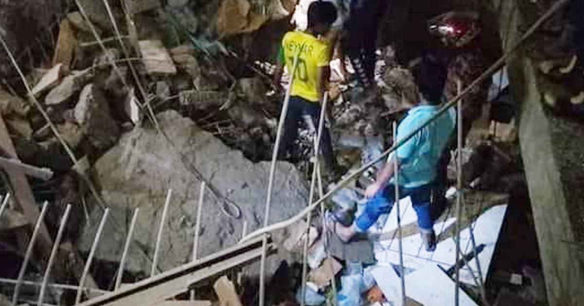 নোয়াখালীতে হাসপাতালের সেপটিক ট্যাংক বিস্ফোরণে মেঝেতে ধস, আহত ৩