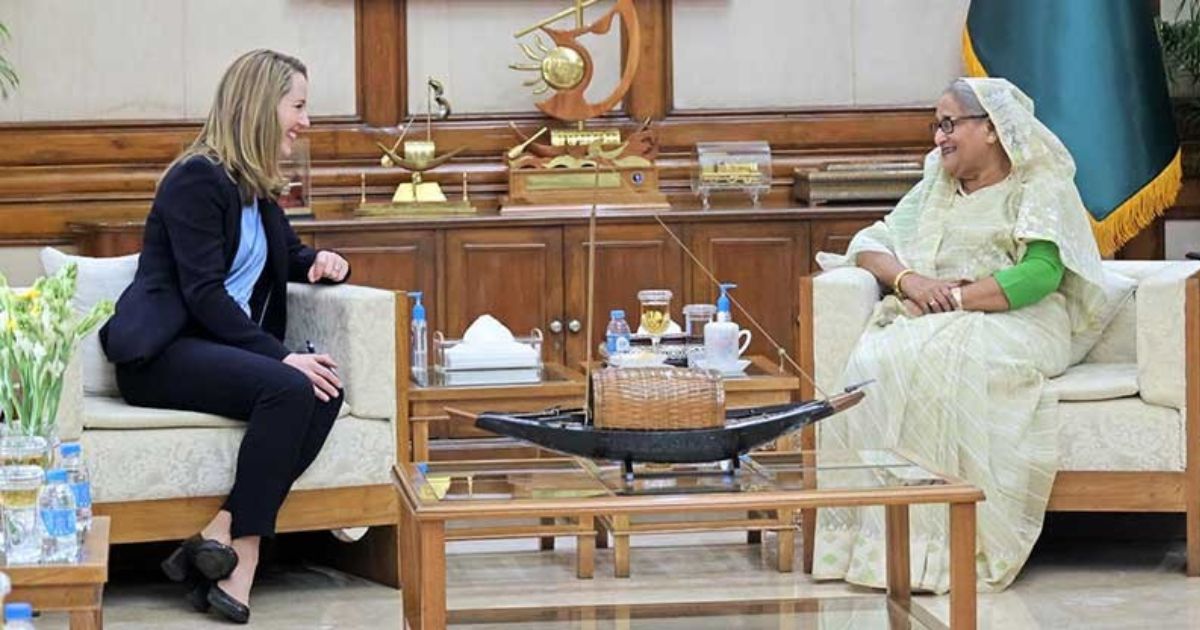 প্রধানমন্ত্রীর সঙ্গে সৌজন্য সাক্ষাতে আইওএম’র মহাপরিচালক