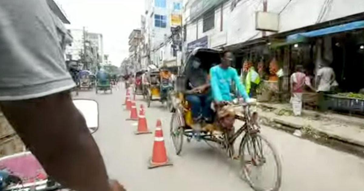 ধীরে ধীরে স্বাভাবিক হচ্ছে পাবনার জনজীবন