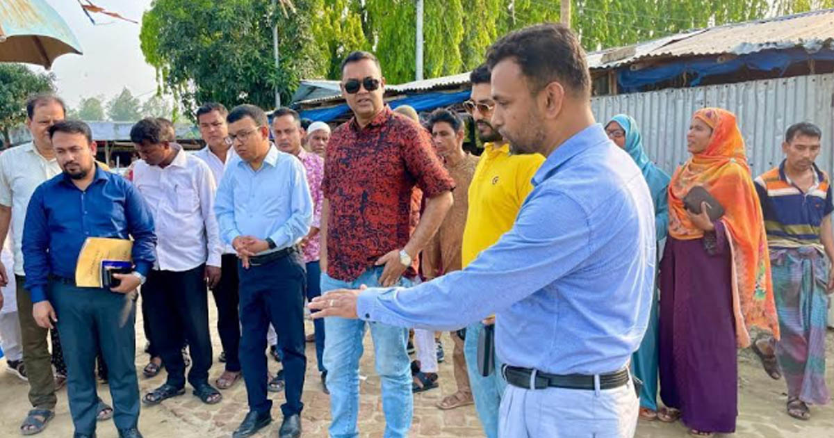 পত্নীতলায় ঐতিহাসিক দিবর দীঘির পাড়ের রাস্তার উদ্বোধন করলেন ডিসি