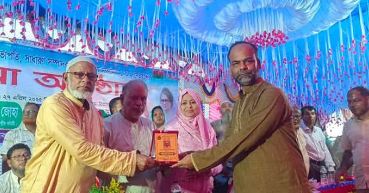 পত্নীতলায় বিএনপির নবনির্বাচিত কমিটিকে সংবর্ধনা