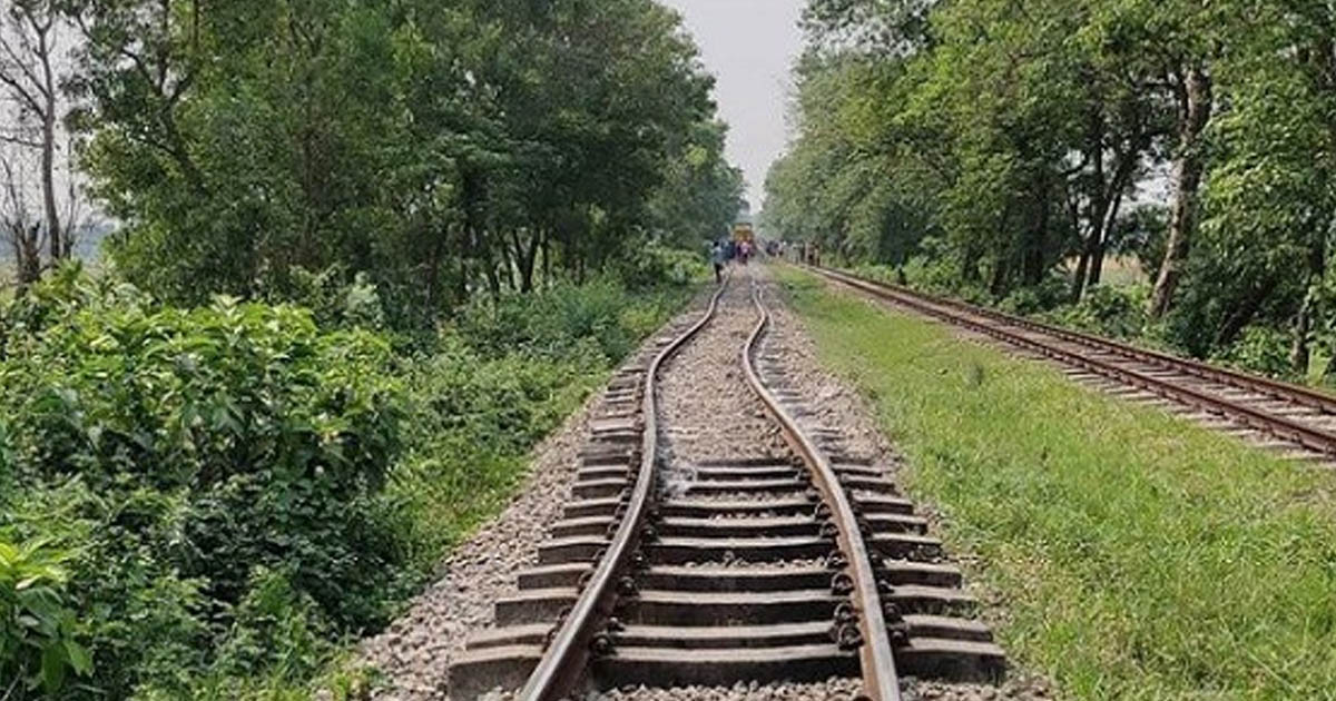 রেল দুর্ঘটনার শঙ্কা বাড়াচ্ছে তীব্র গরম