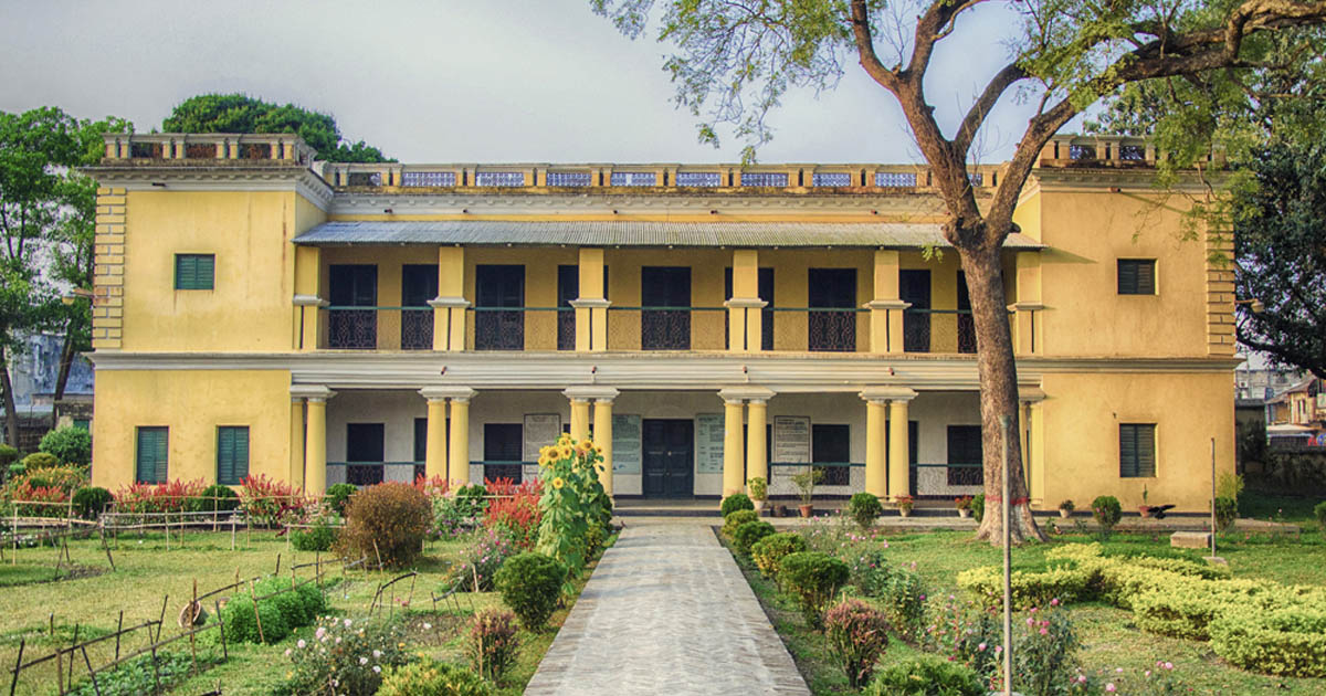 শ্লীলতাহানি-মারধরের অভিযোগে কাছারিবাড়ির কাস্টডিয়ানসহ ১০ জনের বিরুদ্ধে মামলা