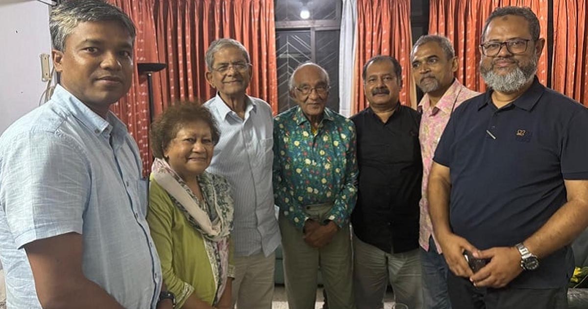 সাংবাদিক শফিক রেহমানের সঙ্গে মির্জা ফখরুলের সাক্ষাৎ