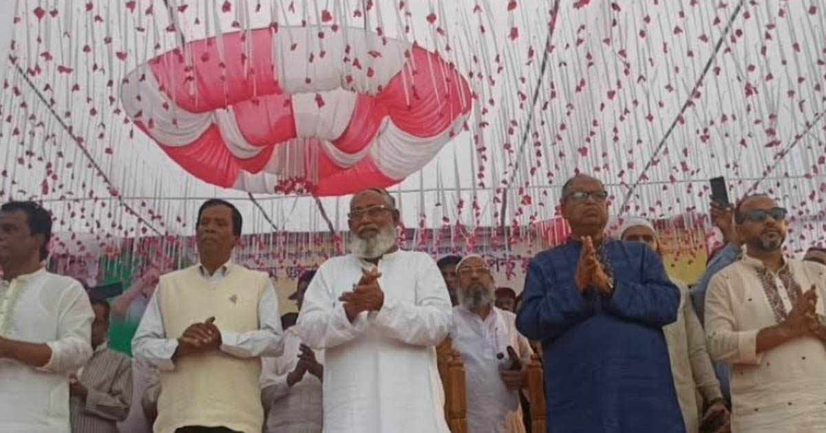 দীর্ঘ ১৭ বছর পর নিজ এলাকায় সালাম পিন্টুকে গণসংবর্ধনা