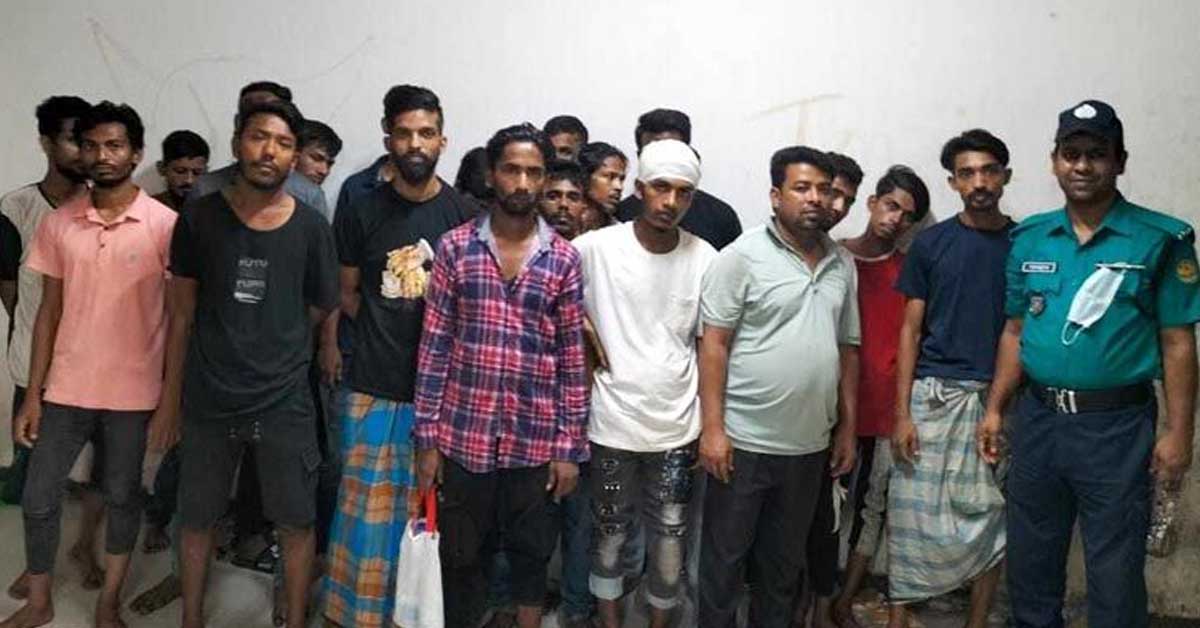 মোহাম্মদপুরে সাঁড়াশি অভিযানে ১৯ জন গ্রেফতার