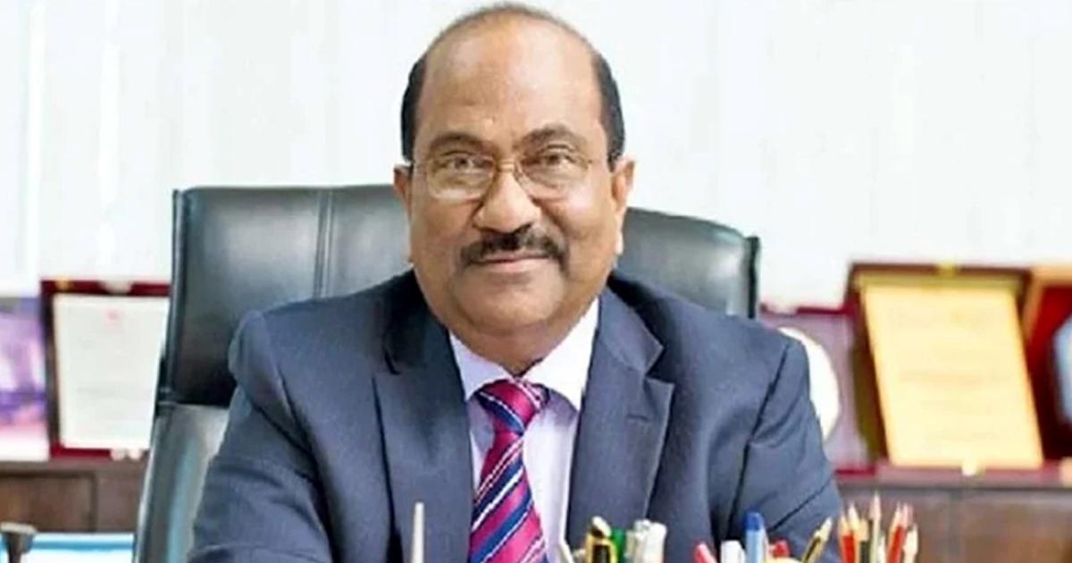 সাবেক ডেপুটি গভর্নর এসকে সুর গ্রেফতার