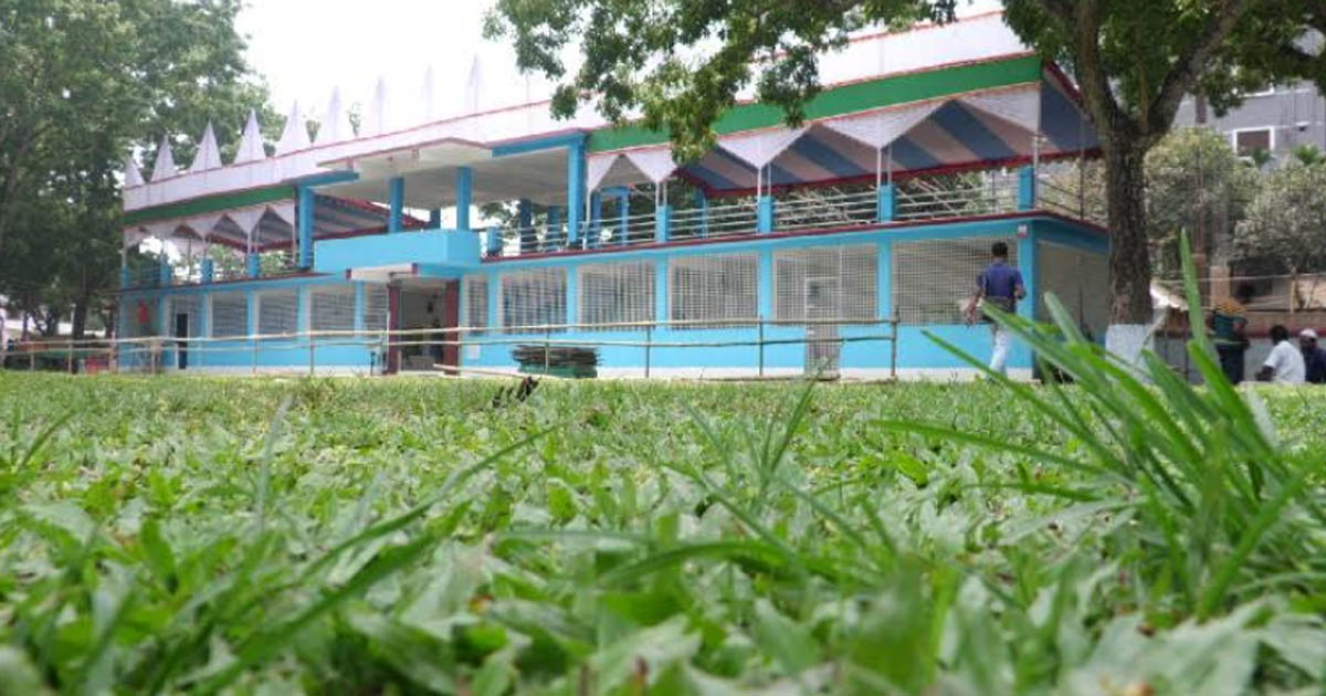 ঈদ জামাতের জন্য প্রস্তুত ঐতিহাসিক শোলাকিয়া ময়দান