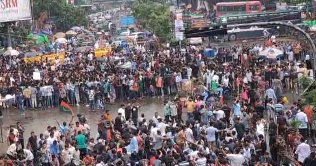 ৭ ঘণ্টা পর শাহবাগ ছাড়ল ছাত্রদল