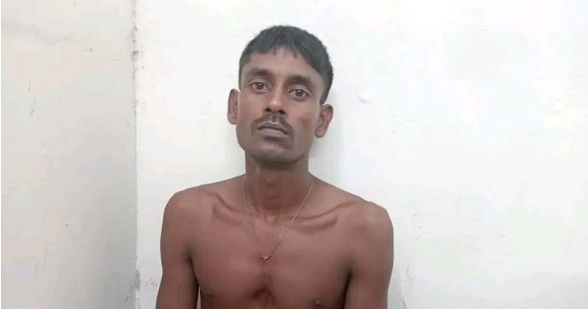 তাড়াইলে সন্তানের গলায় ছুরি ধরে মাকে ধর্ষণ, অভিযুক্ত গ্রেপ্তার