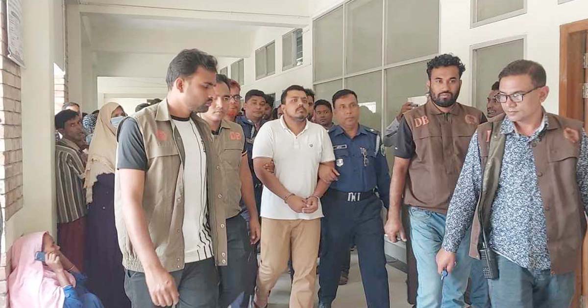 সেই মেডিকেল শিক্ষকের পাঁচ দিনের রিমান্ড