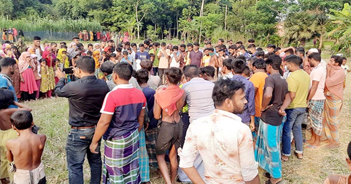 ত্রিশালে গর্ত থেকে একই পরিবারের তিন মরদেহ উদ্ধার