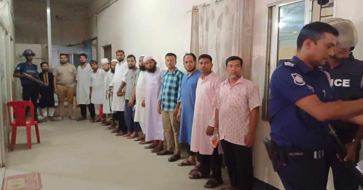 আশুলিয়ায় জামায়াতের গোপন বৈঠক থেকে ২২ নেতাকর্মী গ্রেপ্তার