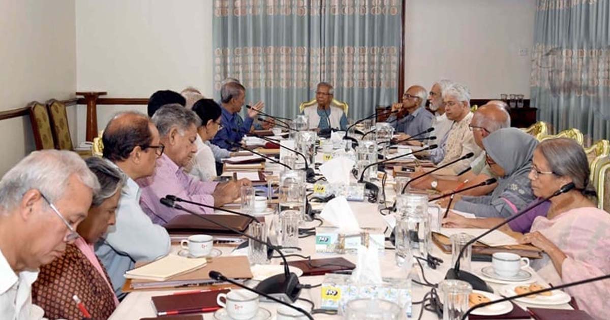 উপদেষ্টাগণকে বন্যা কবলিত মানুষের পাশে দাঁড়ানোর নির্দেশ ড. ইউনূসের
