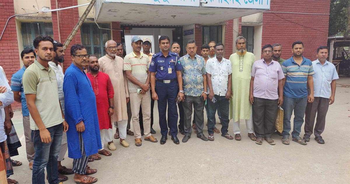 ৩০ বছর ধরে চলা সামাজিক বিরোধ নিষ্পত্তি করলেন ওসি