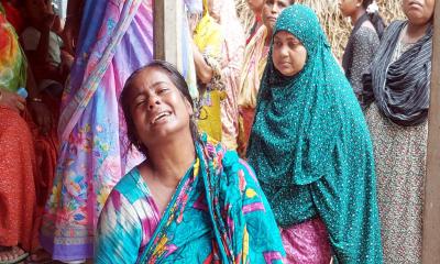 মাকে গলা কেটে হত্যার অভিযোগ ছেলের বিরুদ্ধে