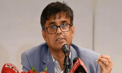 অস্বস্তিকর প্রশ্ন করাও সাংবাদিকের দায়িত্ব