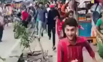 শ্যামলীতে নিষিদ্ধ আওয়ামী লীগের মিছিলে ককটেল বিস্ফোরণ, আটক ৬