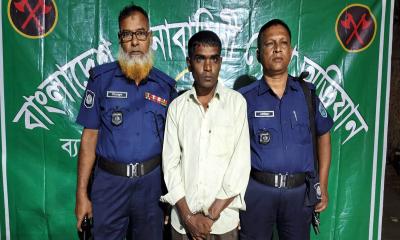 ‎গাইবান্ধায় সেনাবাহিনীর অভিযানে ইয়াবাসহ আটক ১ 