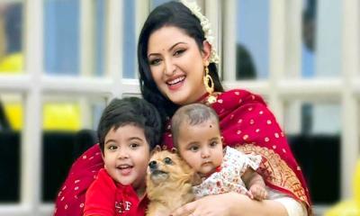পরীমণির মেয়ে আইসিইউতে ভর্তি