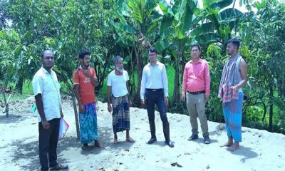 দীঘিনালায় মাইনী নদী থেকে অবৈধ বালি উত্তোলনের দায়ে জরিমানা