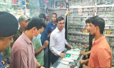 দীঘিনালায় ওষুধের ফার্মেসিতে অভিযান