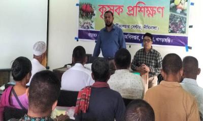 দীঘিনালায় কফি ও কাজুবাদাম চাষে কৃষকদের দিনব্যাপি প্রশিক্ষণ