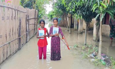 ফরিদপুরে পানিবন্দি আশ্রয়ণ প্রকল্পের ২৫০ পরিবার, দুর্বিষহ জীবন