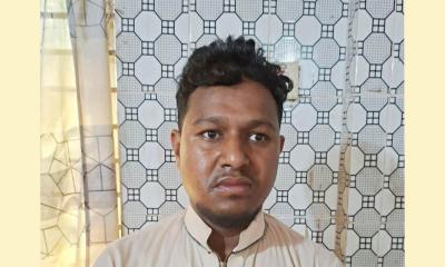 কুমিল্লায় ধর্ষণে ব্যর্থ হয়ে মা-মেয়েকে হত্যা