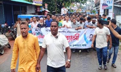 মির্জাগঞ্জে স্বেচ্ছাসেবক দলের প্রতিষ্ঠাবার্ষিকীতে বর্ণাঢ্য র‌্যালি ও বৃক্ষরোপণ