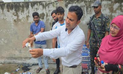 পাবনায় দুই প্রতিষ্ঠানকে ভোক্তা অধিকারের ৫০ হাজার টাকা জরিমানা