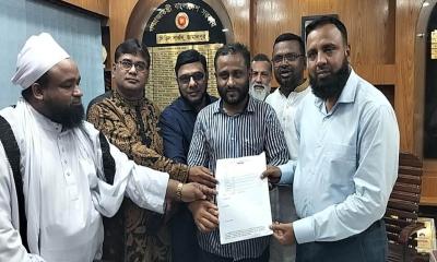 জামালপুরে বেসরকারি ক্লিনিক মালিক সমিতি নির্বাচনে প্রার্থীদের মনোনয়ন সংগ্রহ