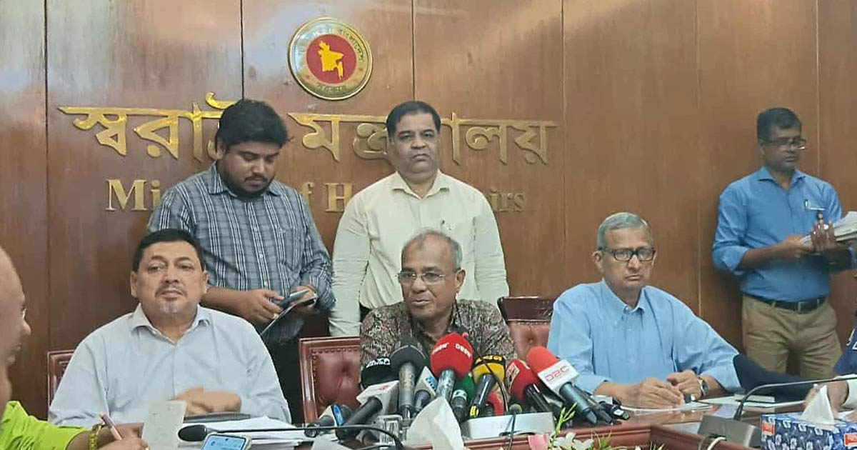 সারাদেশে ৩৩ হাজার পূজামণ্ডপ, বসানো যাবে না মদ-গাঁজার আসর