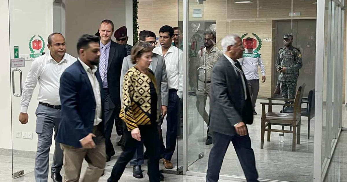 মার্কিন ভারপ্রাপ্ত রাষ্ট্রদূতের সঙ্গে সিইসির একান্ত বৈঠক