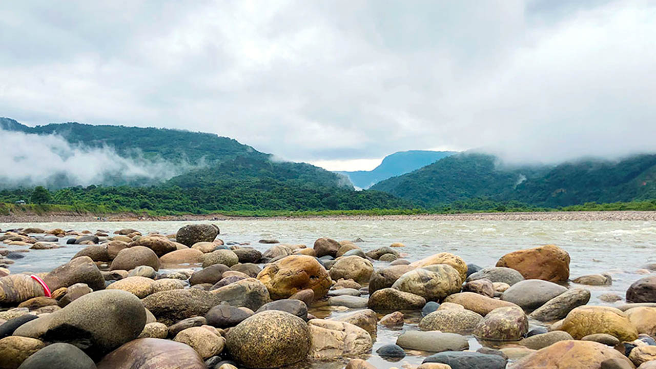 সাদাপাথর লুটে জড়িত ৫২ ব্যক্তি প্রতিষ্ঠান