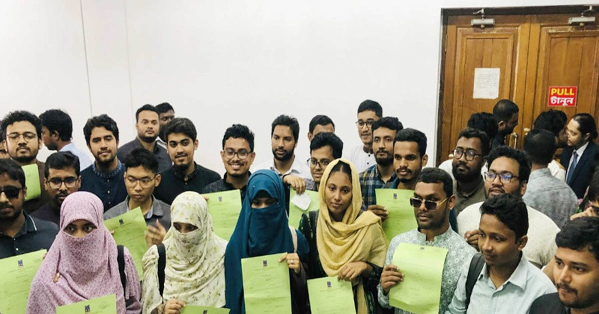 ডাকসুর নির্বাচনে শিবিরের প্যানেল থেকে লড়ছেন ৪ নারী