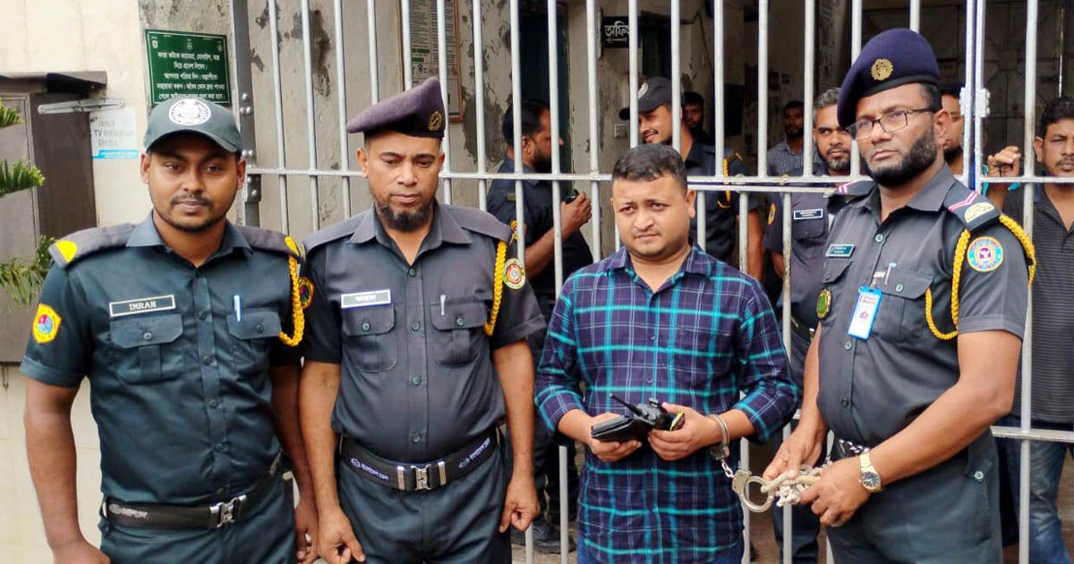 ভুয়া গোয়েন্দা সদস্যর পরিচয়, প্রতারক শাওন গ্রেফতা