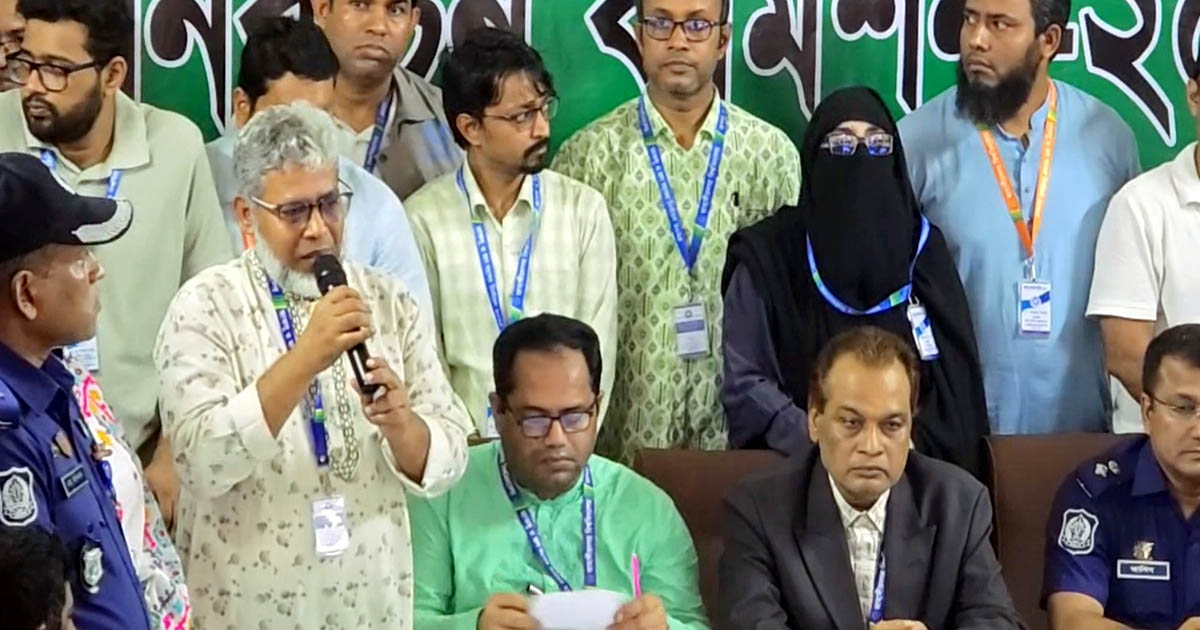জাকসু নির্বাচনের ফল ঘোষণা শুরু