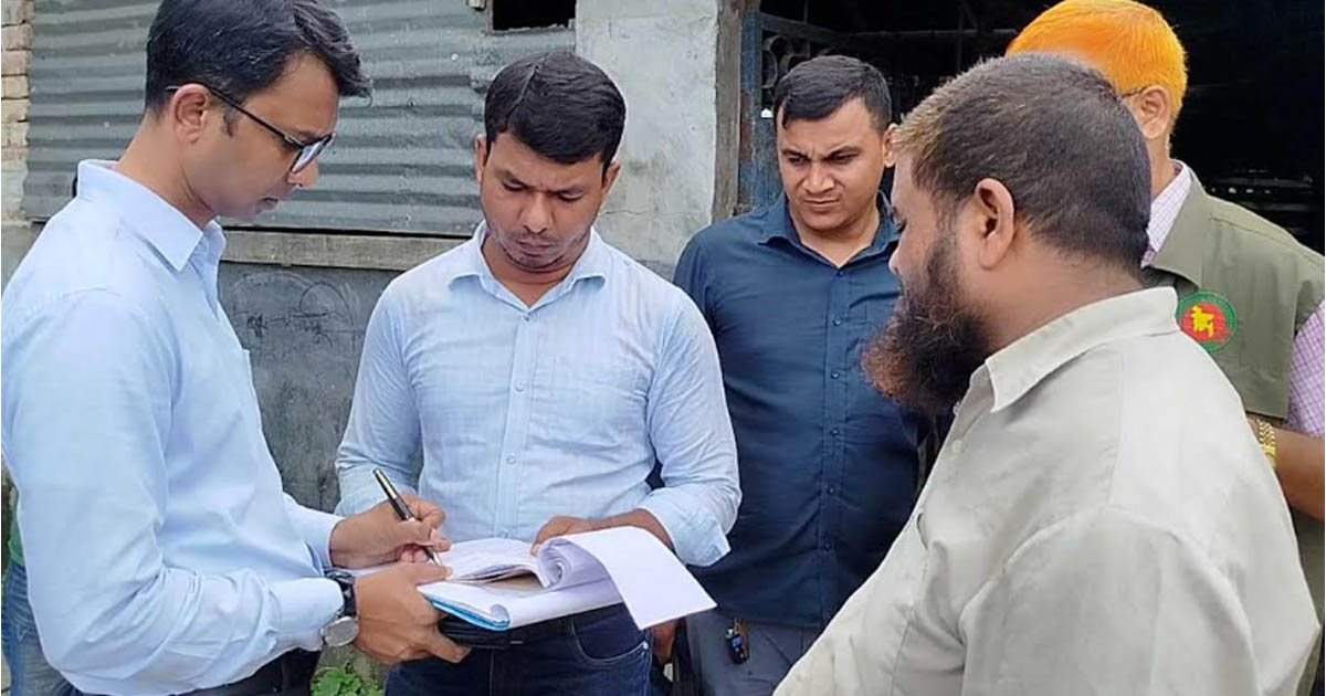 অভয়নগরে অস্বাস্থ্যকর পরিবেশে খাবার প্রস্তুতের দায়ে দুই বেকারিকে জরিমানা