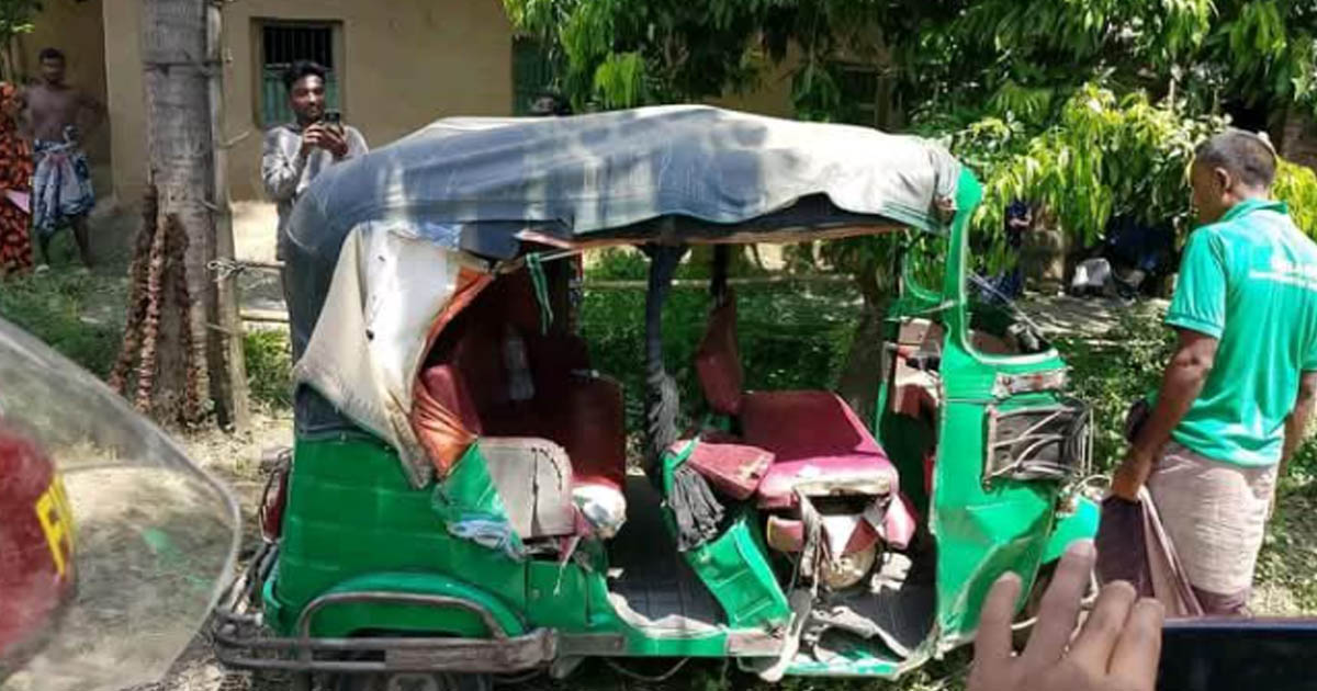 দুর্গাপুরে সড়ক দুর্ঘটনায় এক যুবক নিহত
