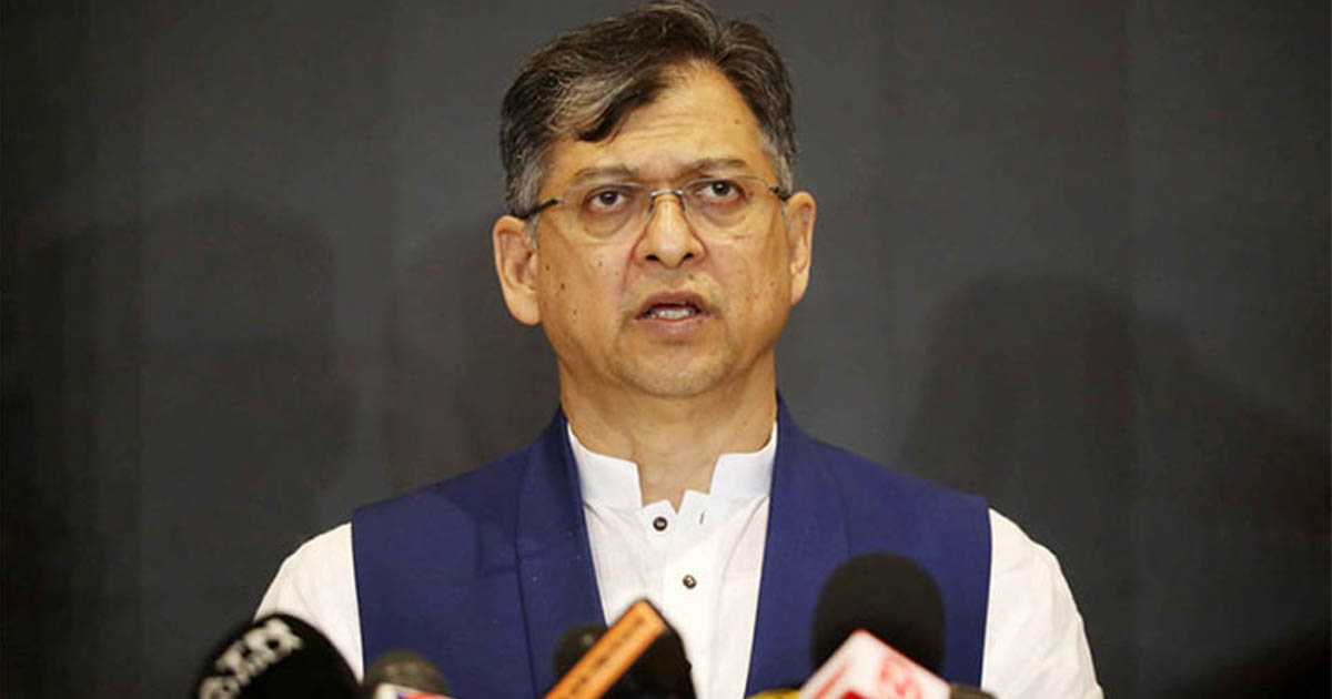 আওয়ামী কর্মীরা এক জায়গায় বলে জয়, দেড়মাইল পরে বলে বাংলা