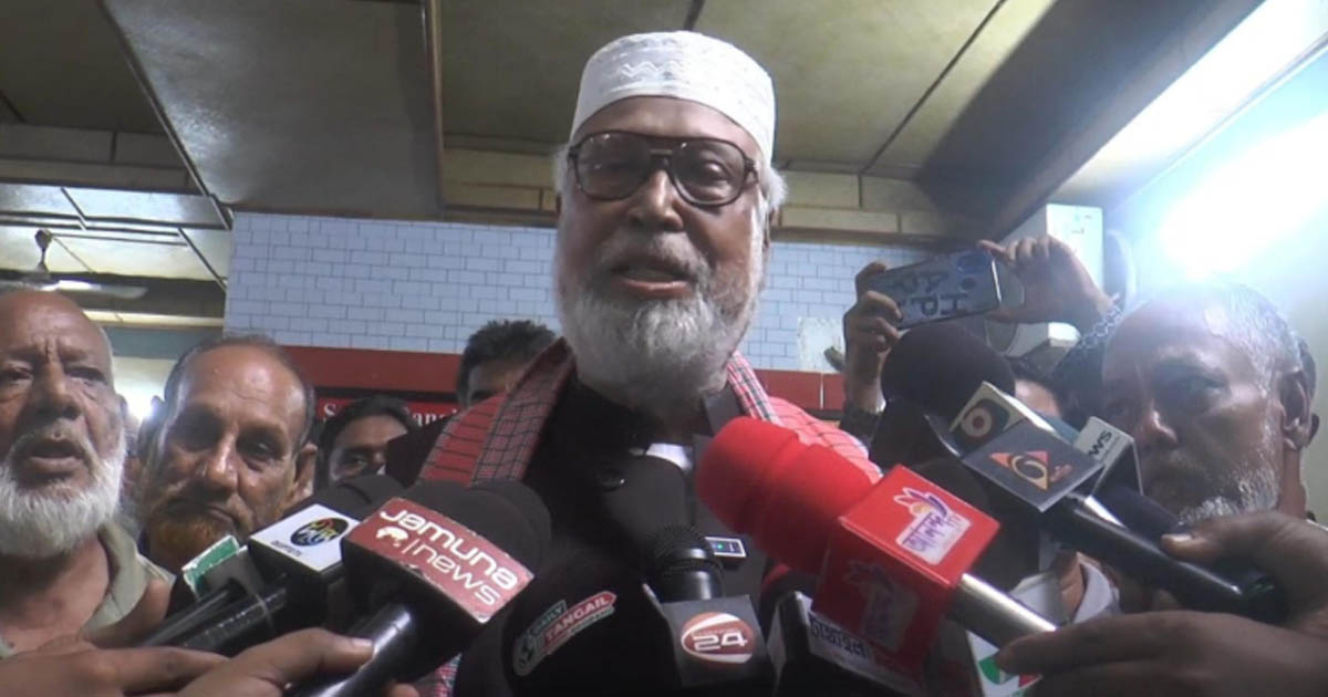 শেখ হাসিনার পতন আর স্বাধীনতার পতন এক কথা না