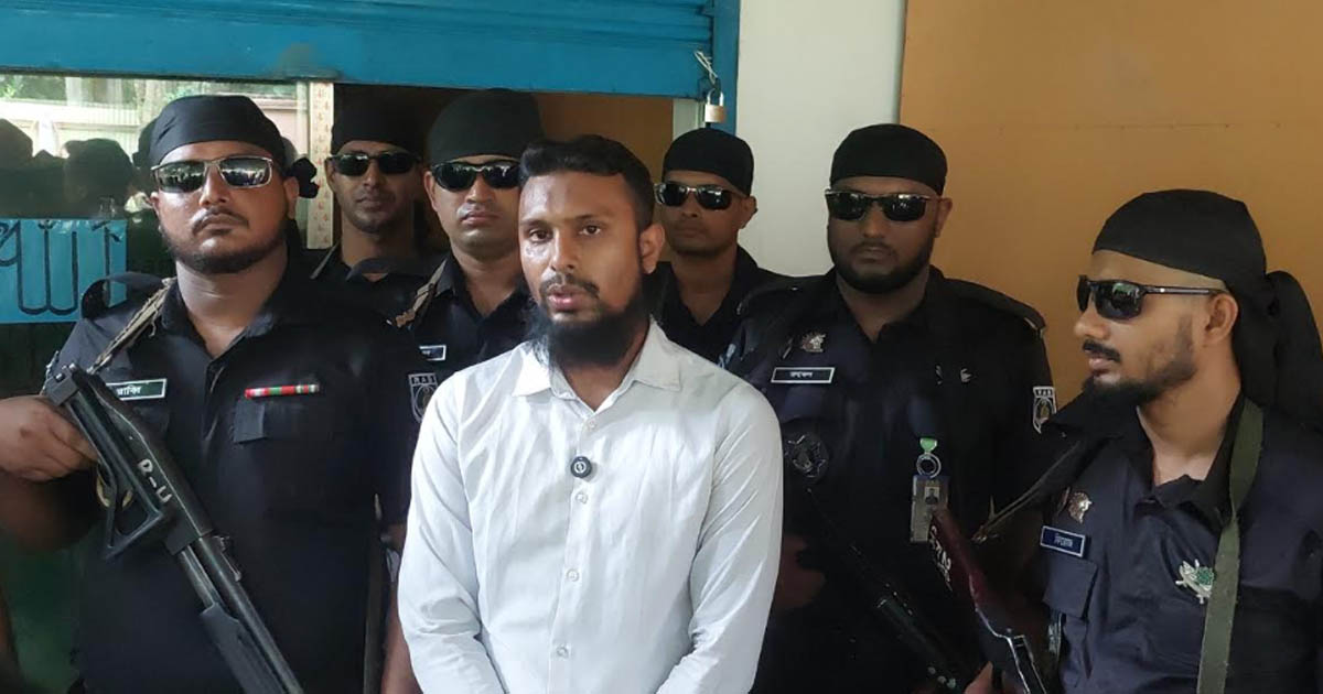 নকল সাবান তৈরির কারখানায় র‌্যাবের অভিযান: দুই লাখ টাকা জরিমানা