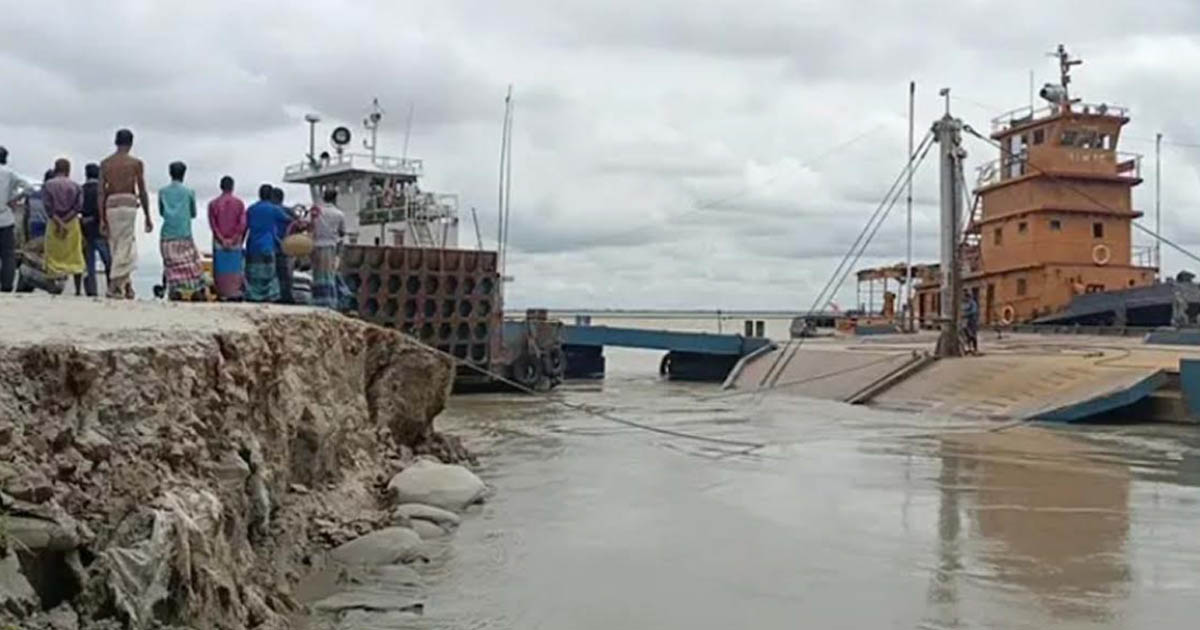 পদ্মার ভাঙন: পাটুরিয়া ৪ নম্বর ফেরি ঘাট বন্ধ