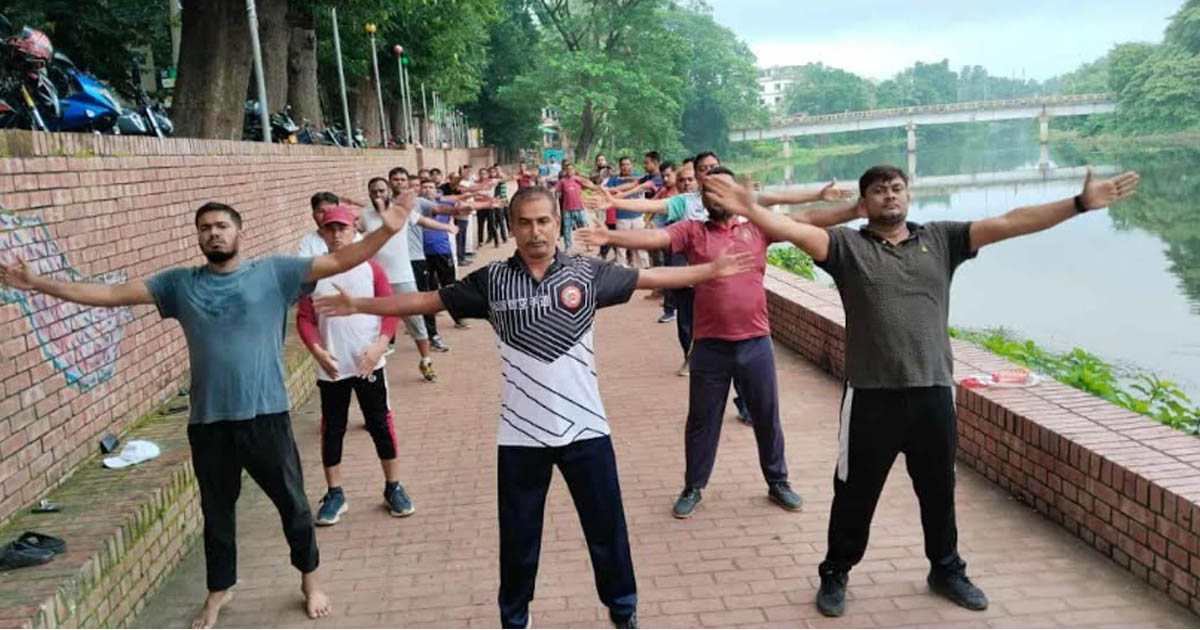 ঝিনাইদহের ফিটনেস একাডেমি বয়স্কদের আস্থার ঠিকানা