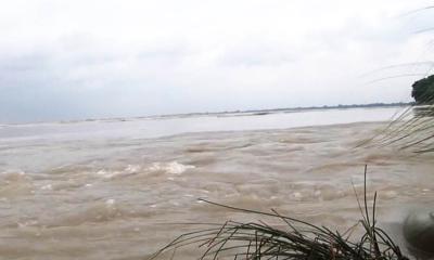রাজশাহীতে হু হু করে বাড়ছে পদ্মার পানি, নিম্নাঞ্চল প্লাবিত